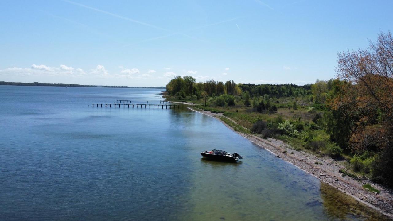 Hausboote Und Fewo Vieregge エクステリア 写真